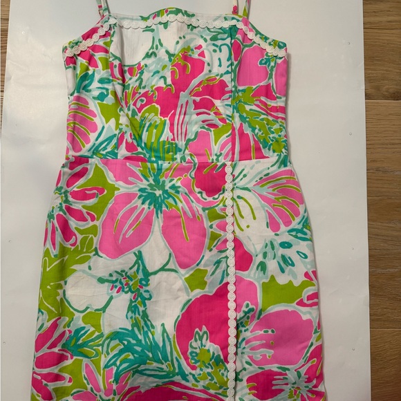 Lilly Pulitzer Pink Patterned Dress with White Embroidery Size 4 - Picture 4 of 6